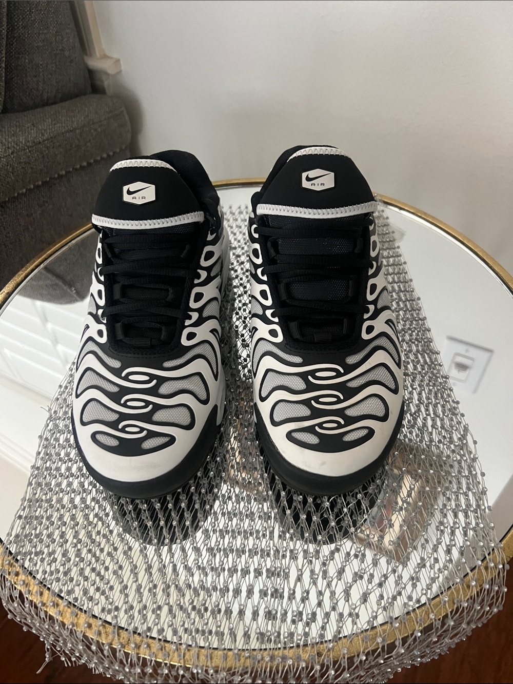 Nike Women’s Black and White Swirl Pattern Sneakers
